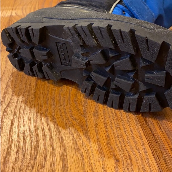 Kid LLBean snow boots - Picture 4 of 4